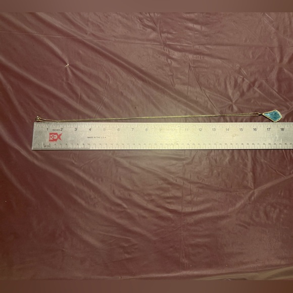 Vintage Kendra Scott Alex Gold Necklace w/ Teal Illusion Stone Adjustable 18” - Picture 9 of 9